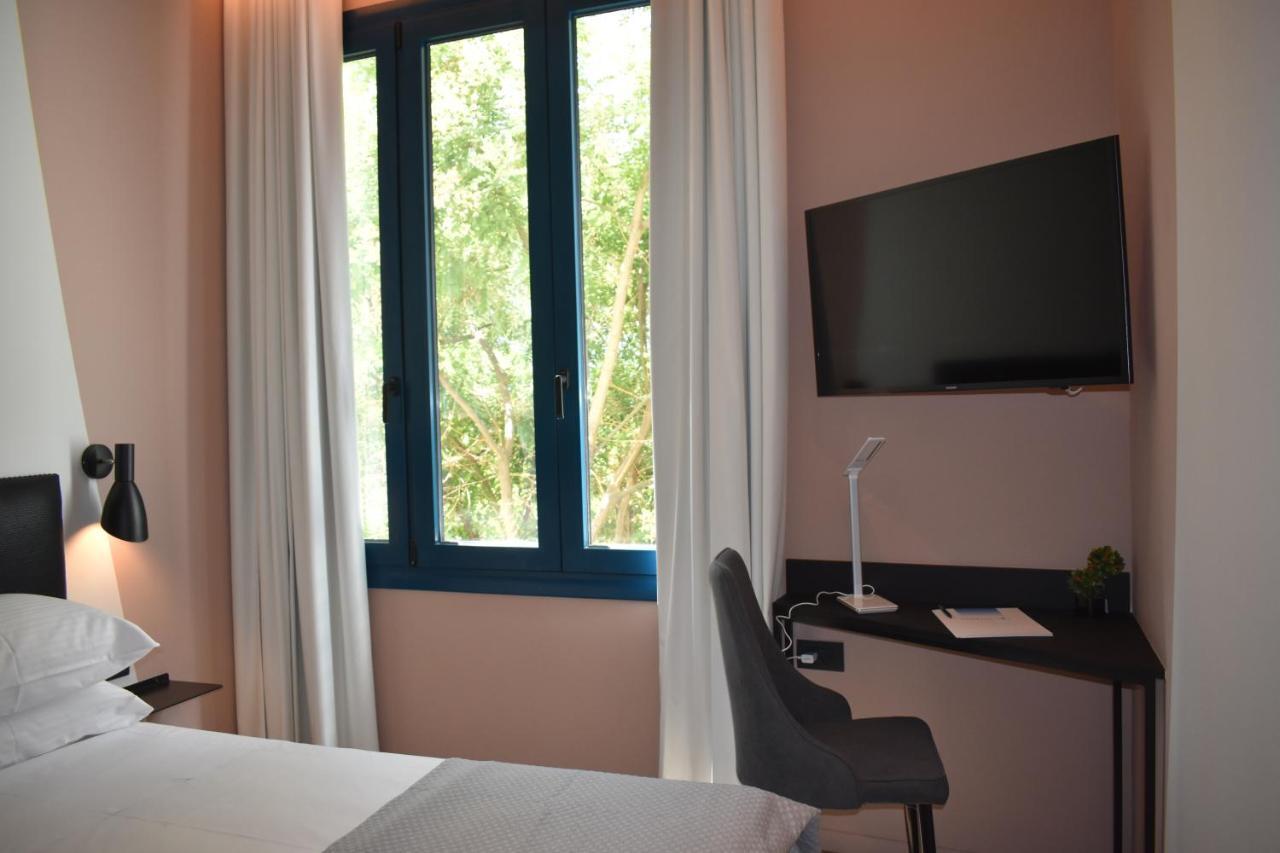 One Smart Hotel 4*